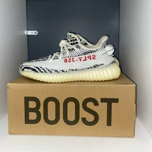 Yeezy 350 V2 Zebra